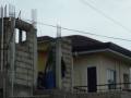 onduline-roofing-with-man