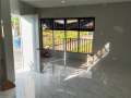 living-room-side-windows